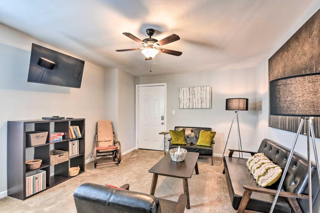 Cozy Galveston Apartment - Walk To Beach And Dining Bagian luar foto