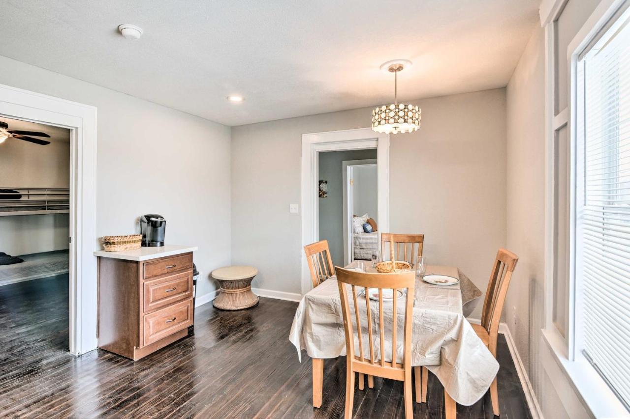Cozy Galveston Apartment - Walk To Beach And Dining Bagian luar foto